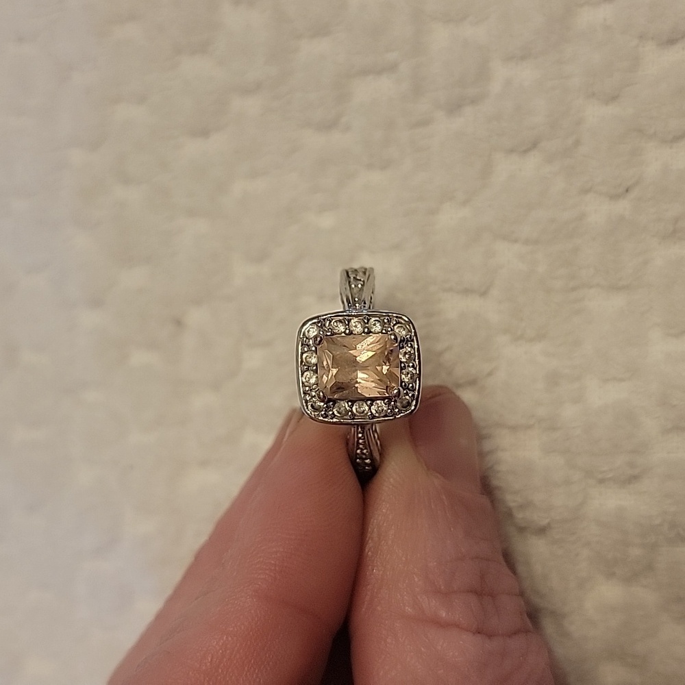 Pink Stone Fashion Ring